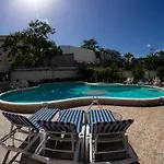 Hotel Renacer
