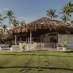 Hotel Costa Las Ballenas