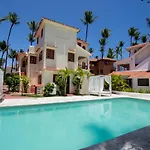 Los Corales Beach Village