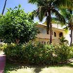 Los Corales Beach Village