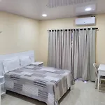 Apartahotel Macadana