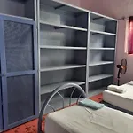 Il Triangolo Hostel