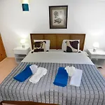 El Pelicano Apart-Hotel