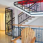 Hostal Marina Samana