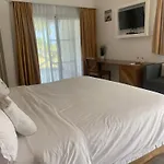 Hotel El Quemaito - Luxury Oceanfront Retreat