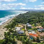 Brisas Doradas Beachfront Villa