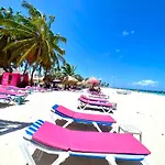 Elegancia Tropical Beach And Pool Bibijagua Punta Cana Rd