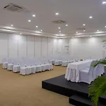Coral Costa Caribe Beach Resort