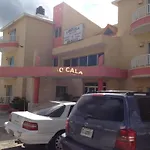Aparthotel Lirio Cala