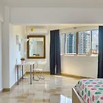 Large Beautifull Apartment With Sea And Park View