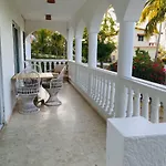 Peaceful Ocean View Studio