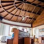 Casa Bonita Tropical Lodge & Spa