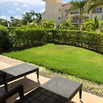 Beautiful One Bedroom Unit With Pool And Beach Club In A Golf Project