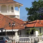 The Mt Hotel