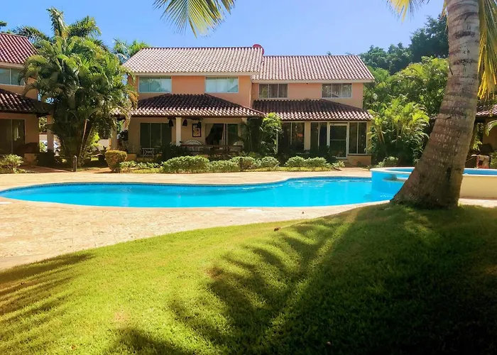 Beautiful Villa Metro Country Club, Juan Dolio Beach