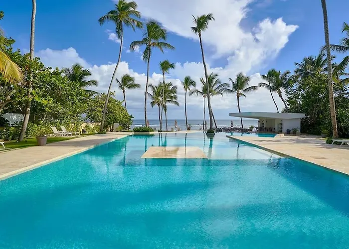 Aquarella Sunset Caribbean Beachfront Gataway