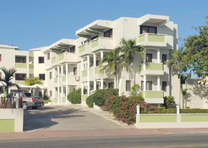 Aparta Hotel Lomar
