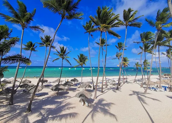 Truecost Suites Deluxe Playa Bavaro - Free Wifi & Free Beach Club Access