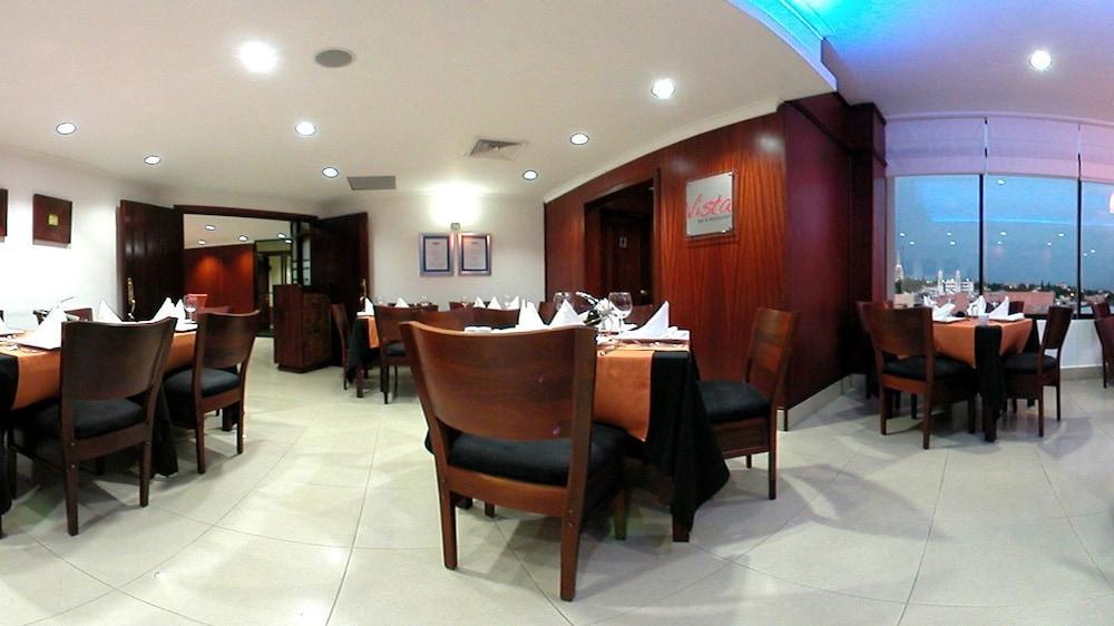 Hodelpa Centro Plaza Hotel