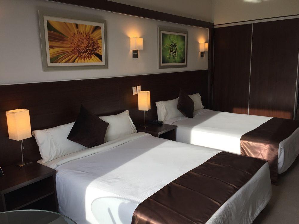 Weston Hotel
