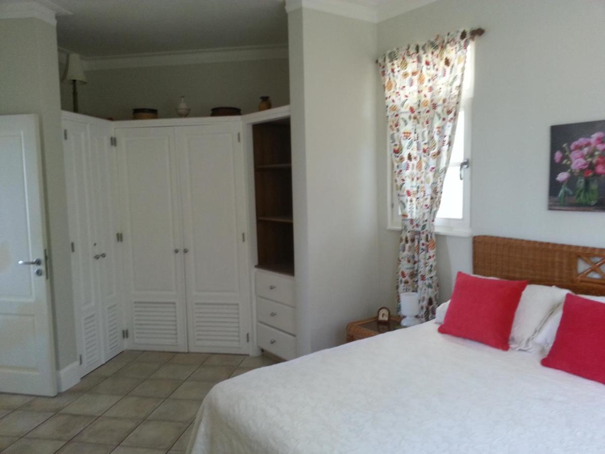 Apartment Balcones