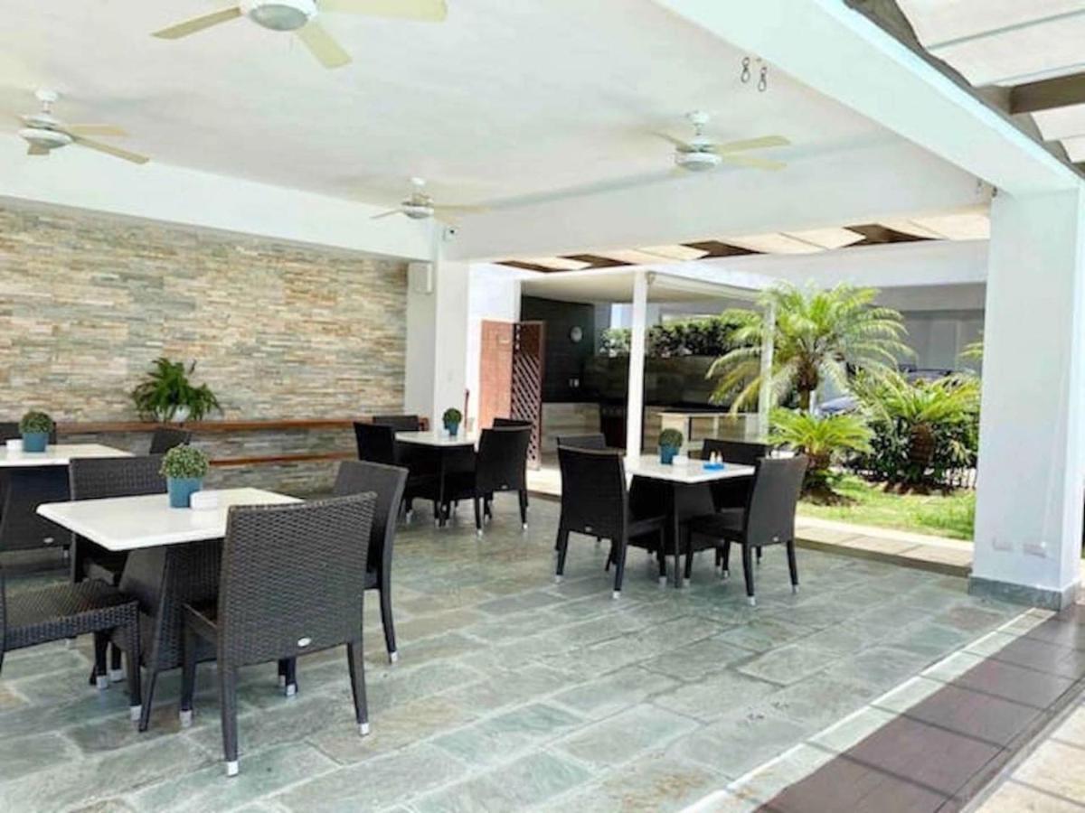 Apartment Elegante Blue Marine