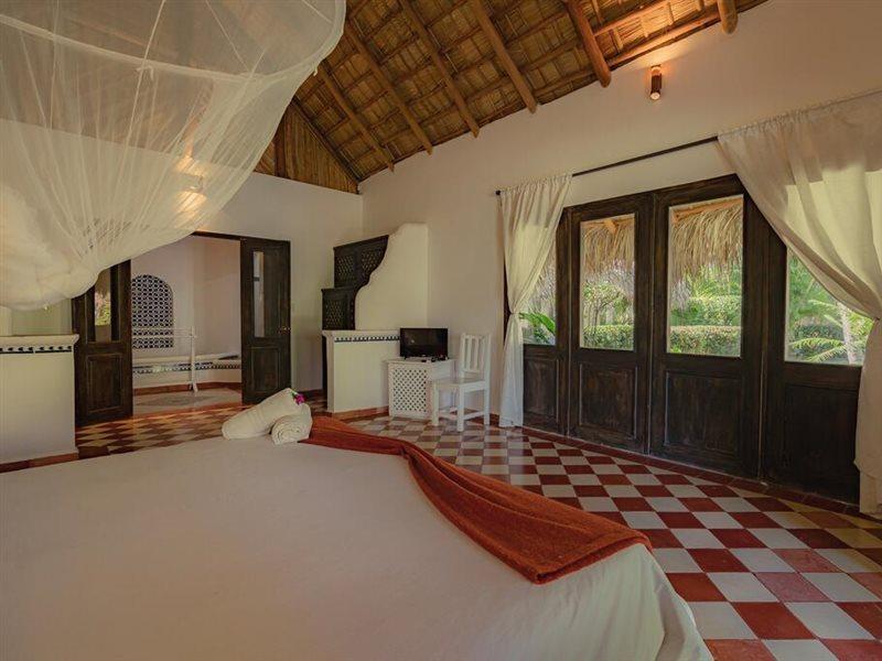 Hotel Costa Ballenas