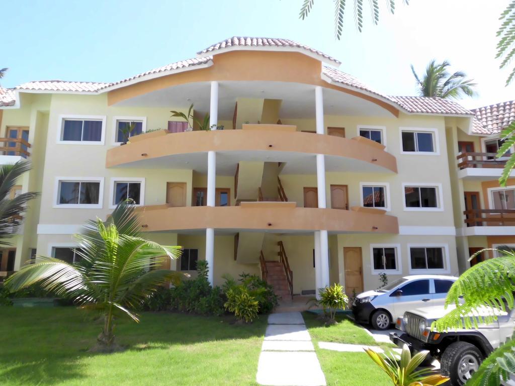 Cocos Lodge *