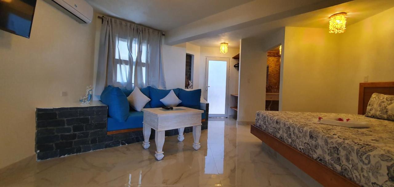 Hotel Triton Boutique & Restaurant 4*