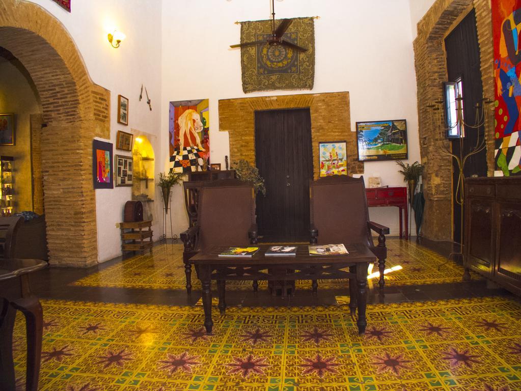 Dona Elvira Boutique 4*