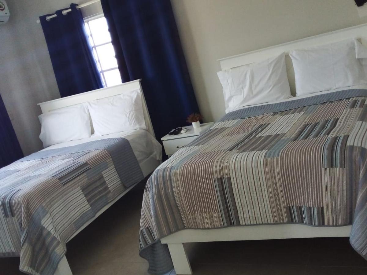 Macadana Aparthotel