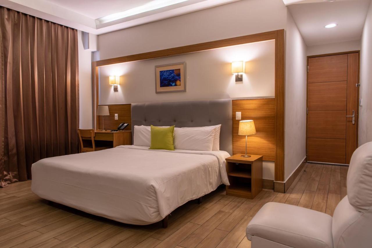 Weston Hotel