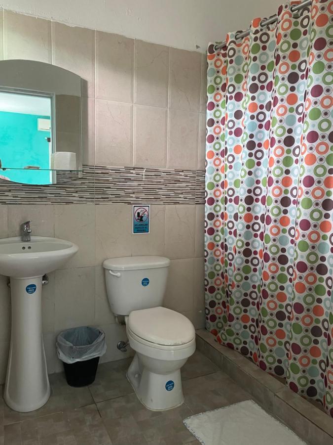 El Pulpo, Hostel *
