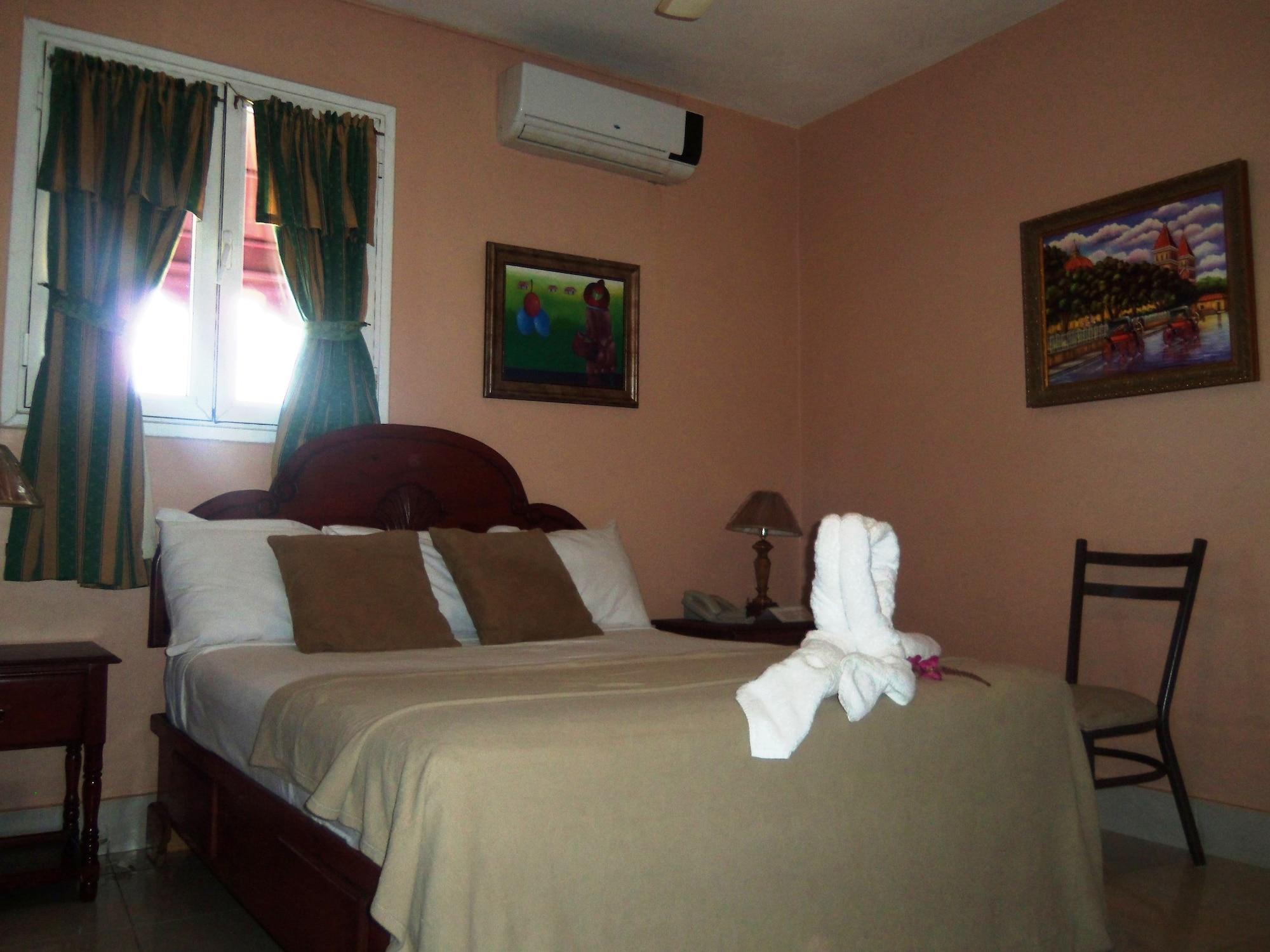 Hotel Discovery 3*