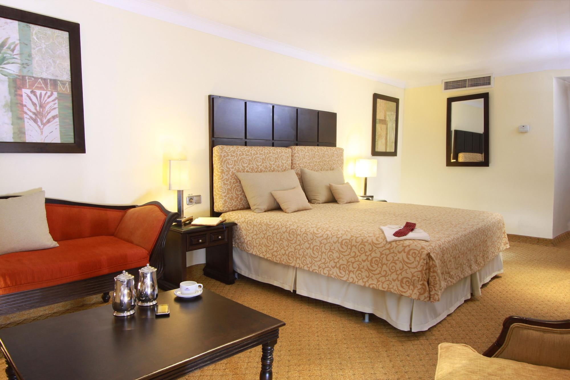 Dominican Fiesta Hotel 5*