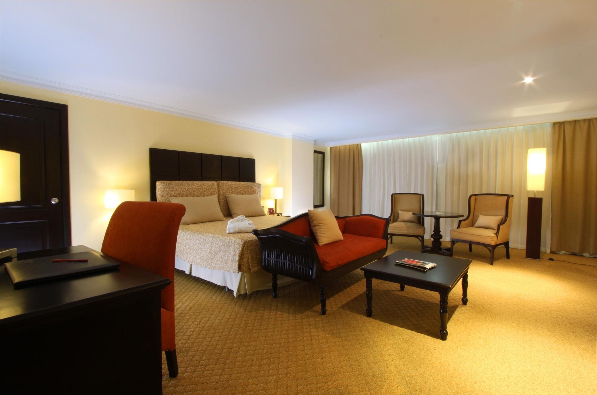 Dominican Fiesta Hotel
