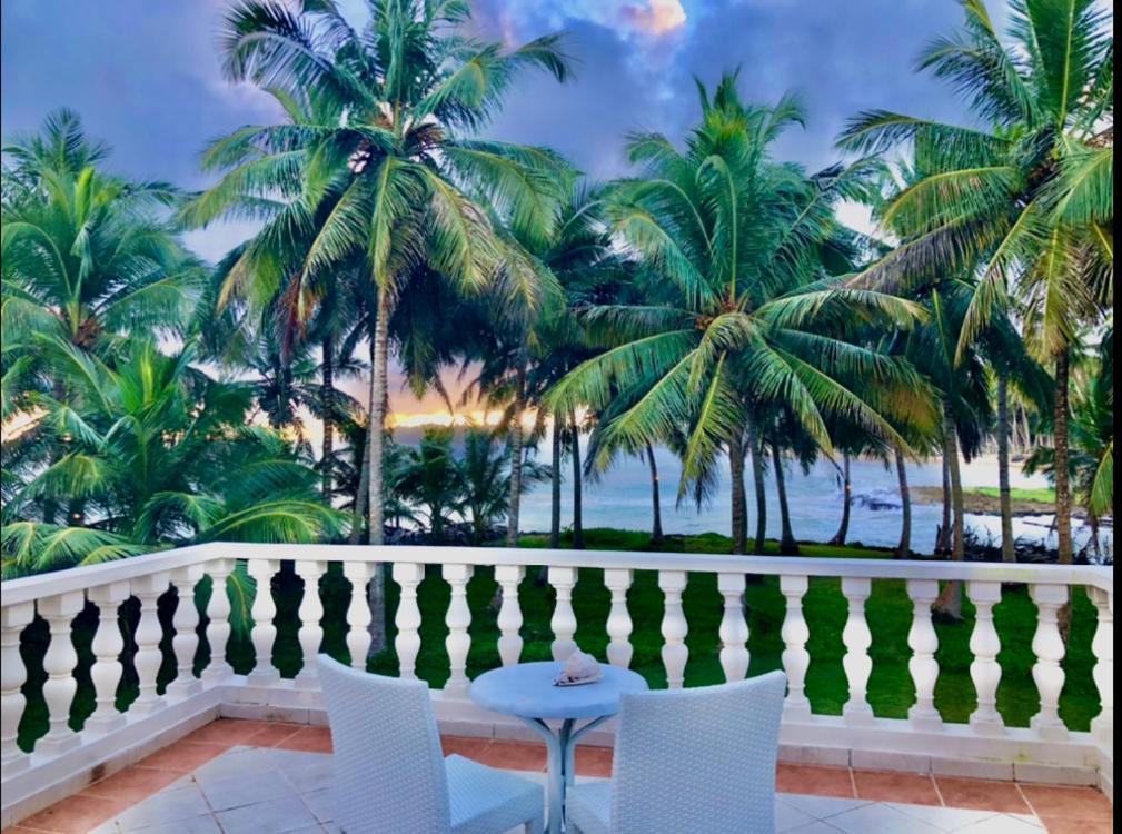 Baoba Breeze Bed & Breakfast- Beachfront Paradise Bed & Breakfast