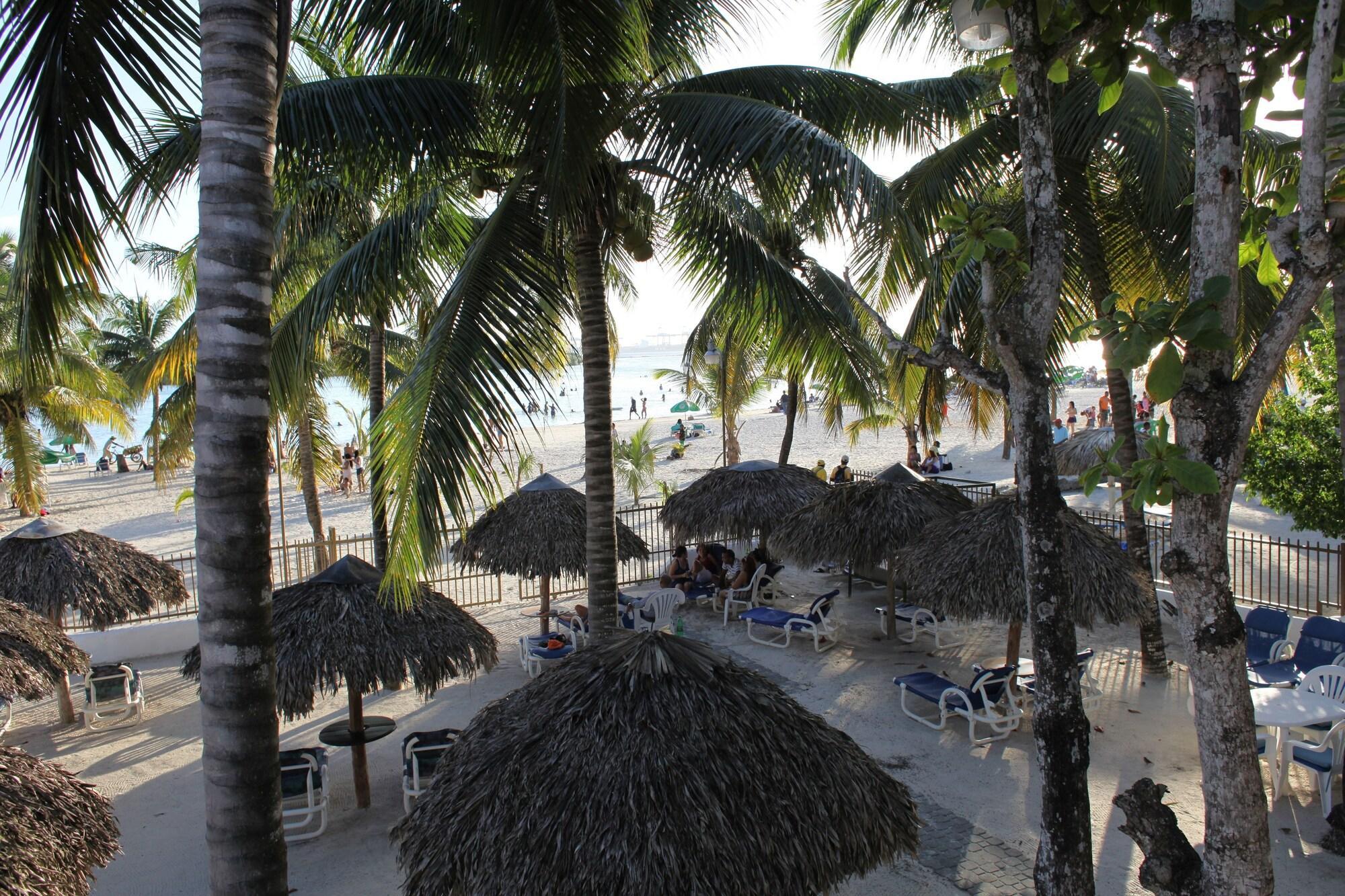 Hotel Zapata 3*