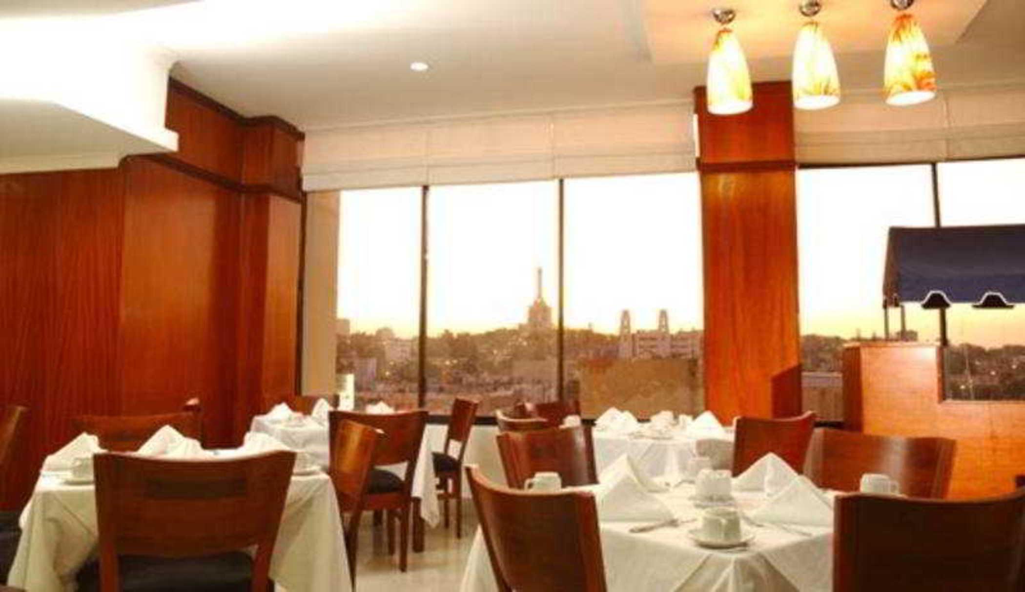 Hodelpa Centro Plaza Hotel 3*