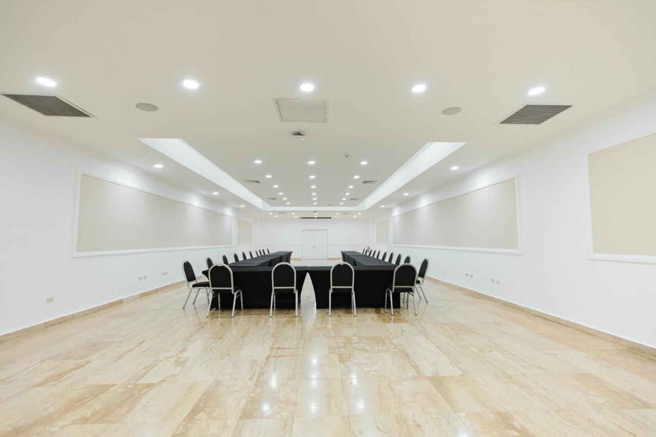 Dominican Fiesta Hotel