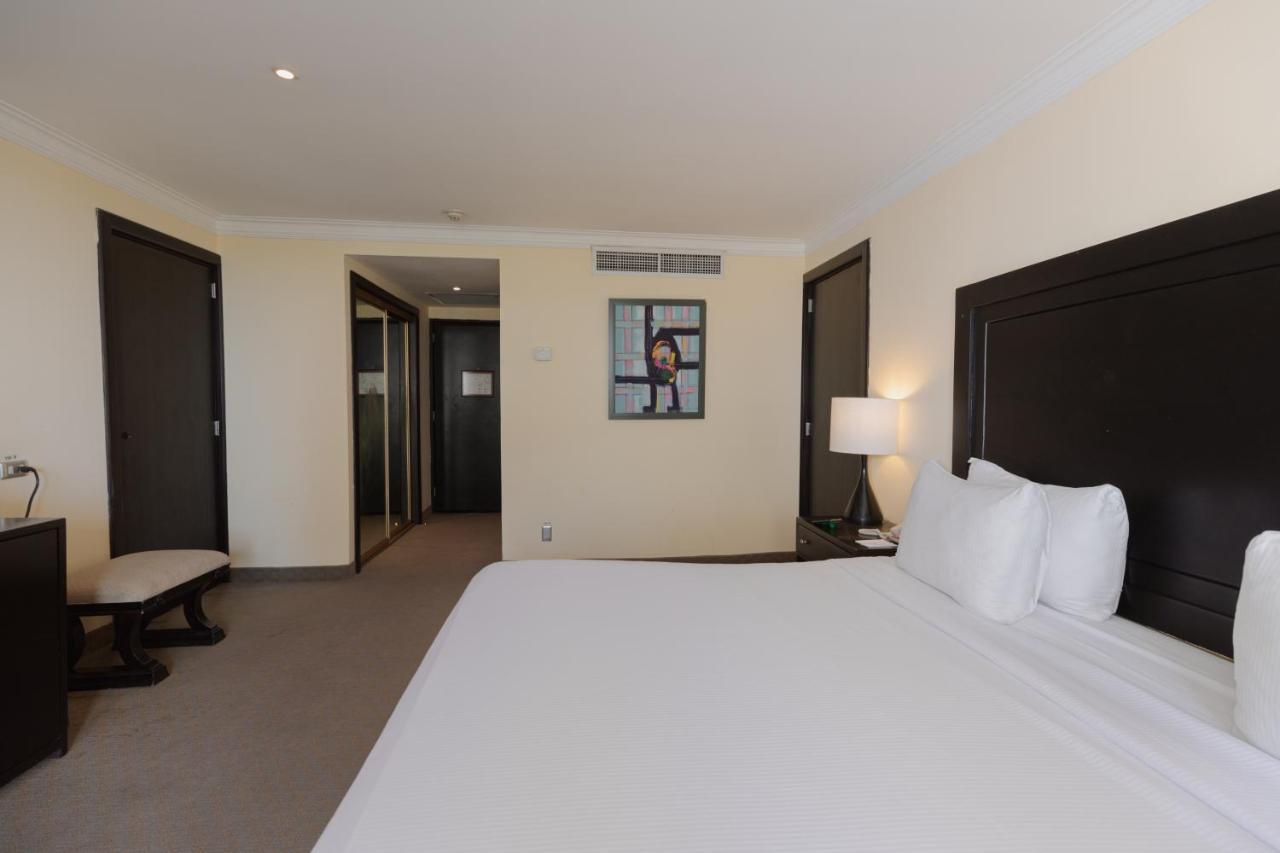 Dominican Fiesta Hotel