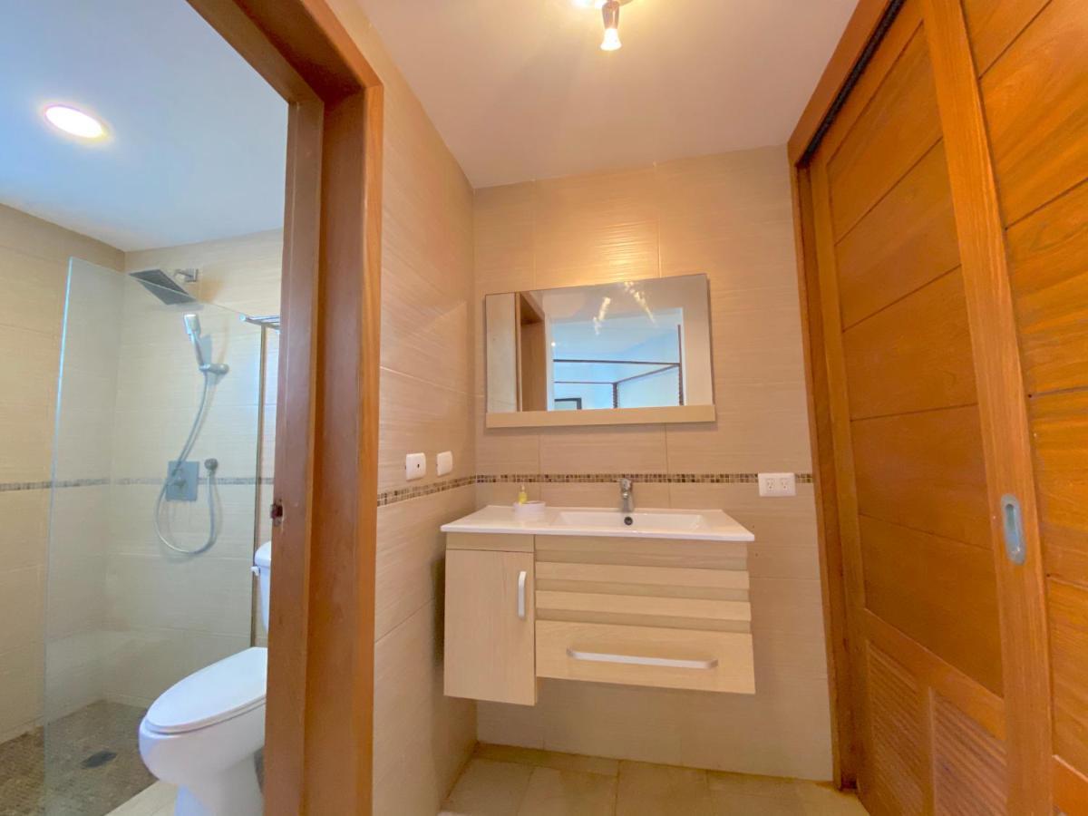 Los Corales Villas And Suites - Beach Club, Spa, Restaurants Resort 5*