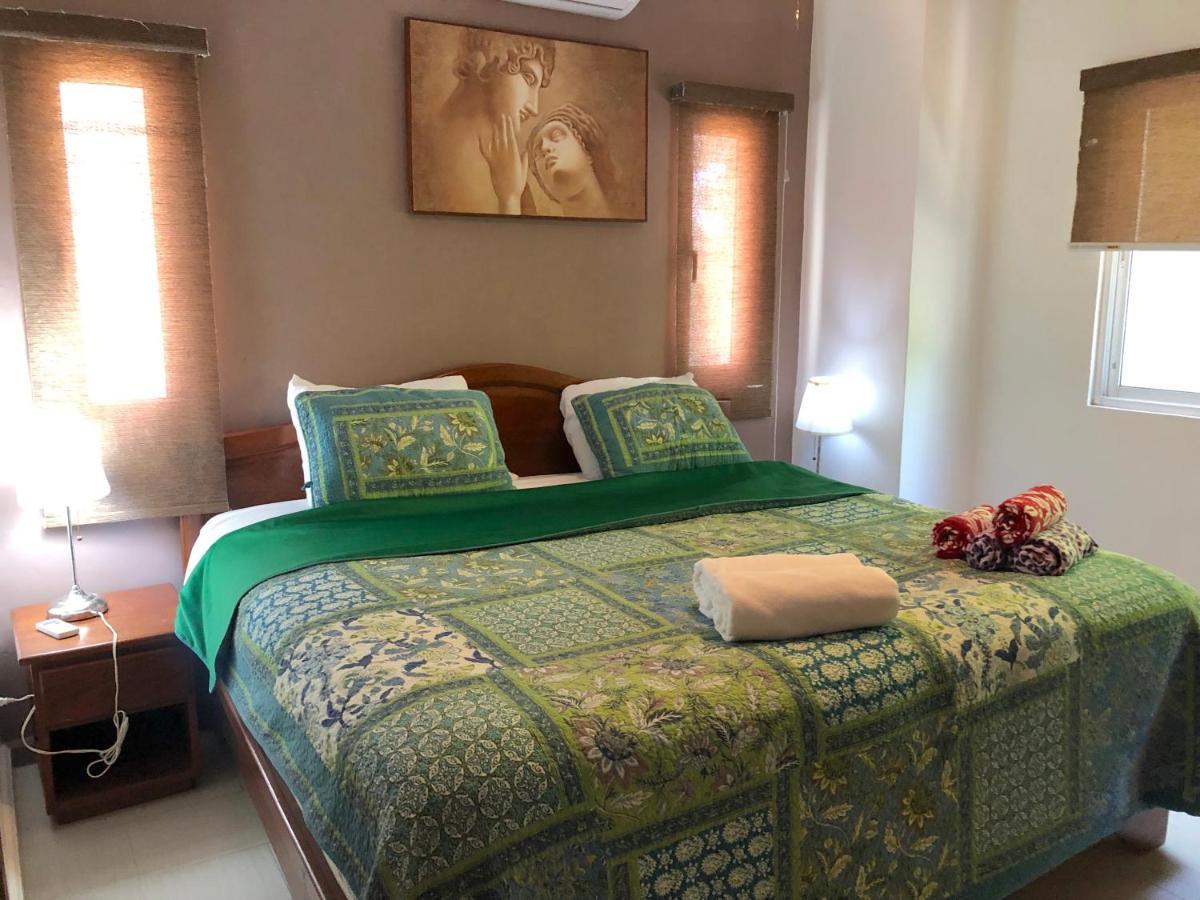 Los Corales Villas And Suites - Beach Club, Spa, Restaurants Resort