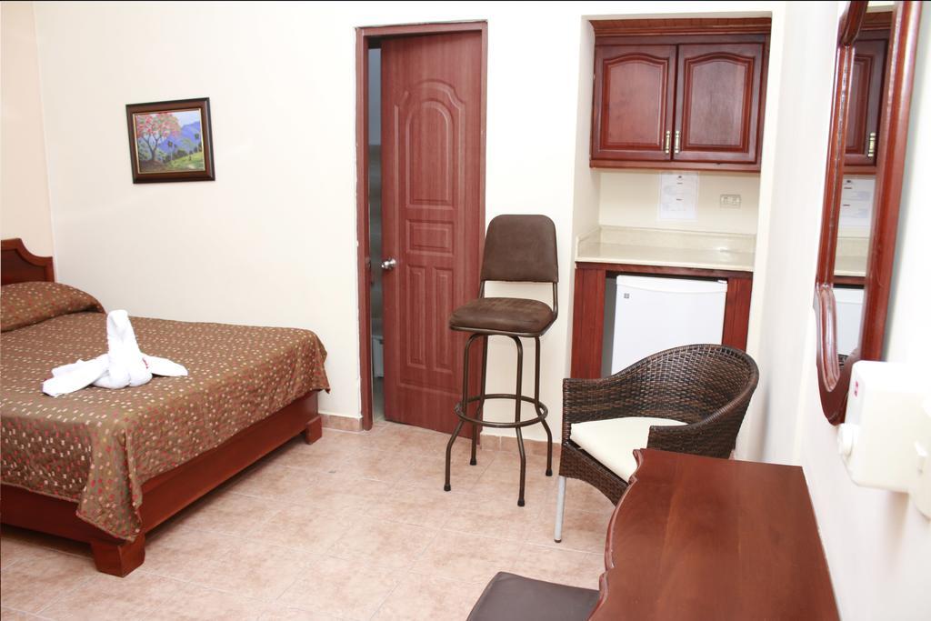 La Morada Aparthotel 3*