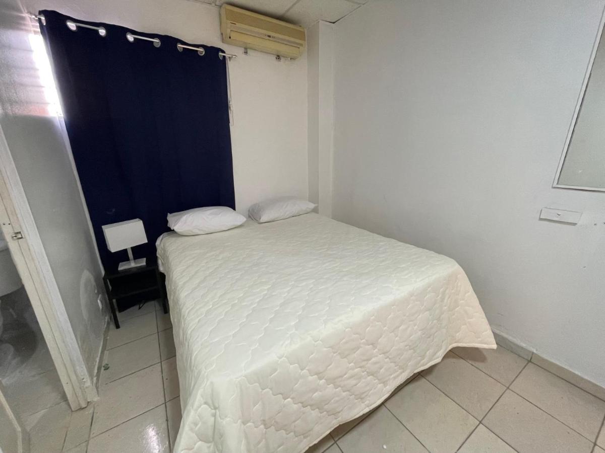 Hostel Colonial Blanco Santo Domingo