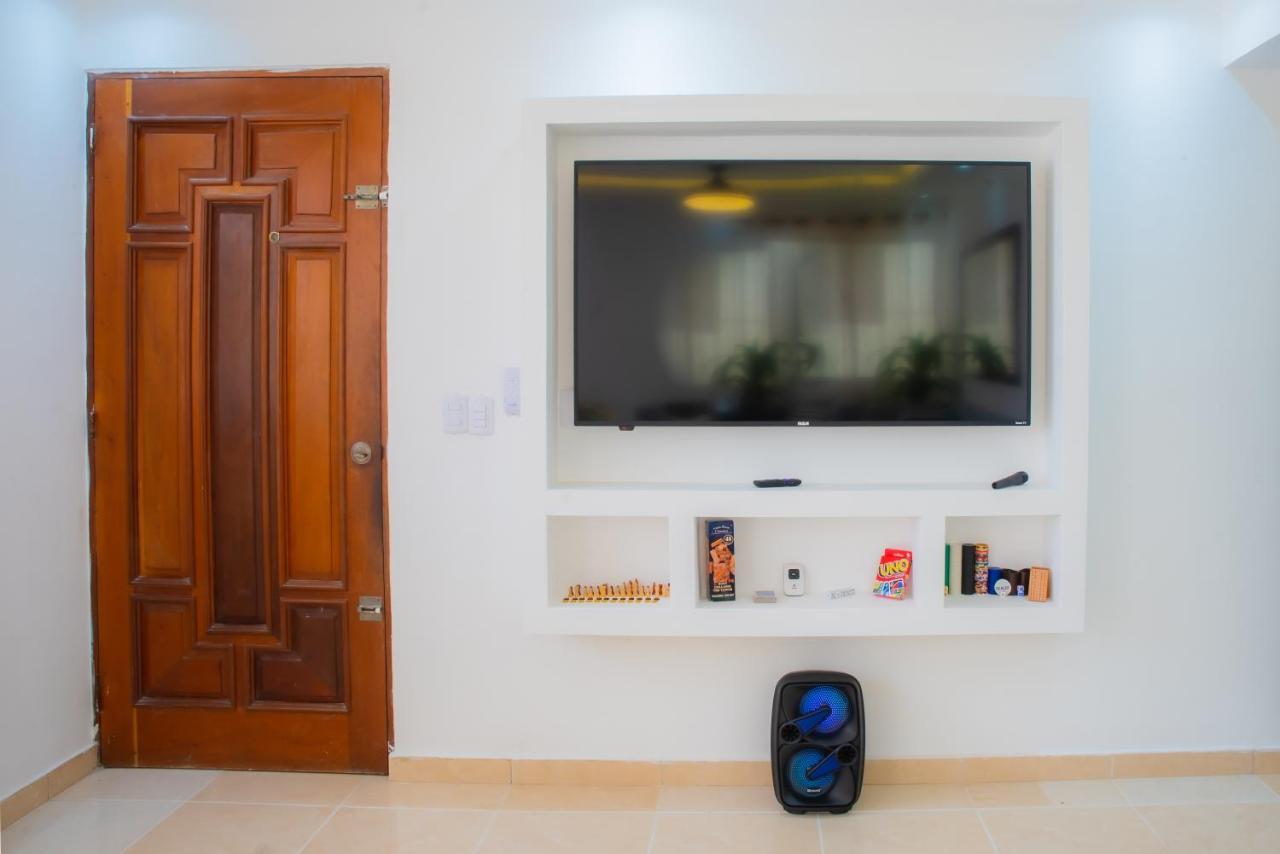 Apartment Luxury, Cozy Alma Rosa /15 Min Airport