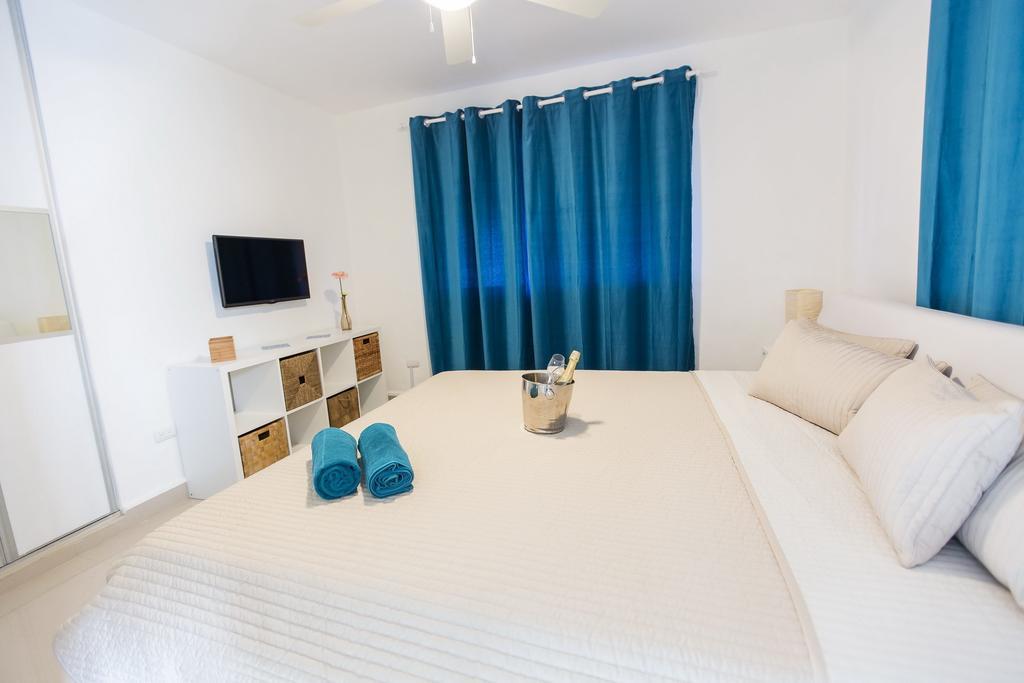 Penthouse 54 4br Santo Domingo