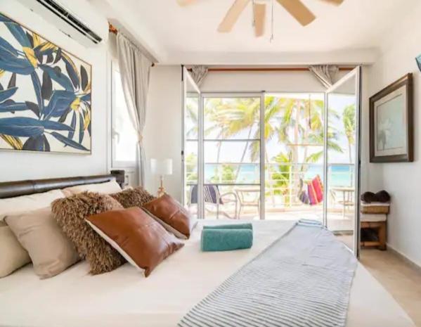 Just Over The Beach-adults Only Homestay