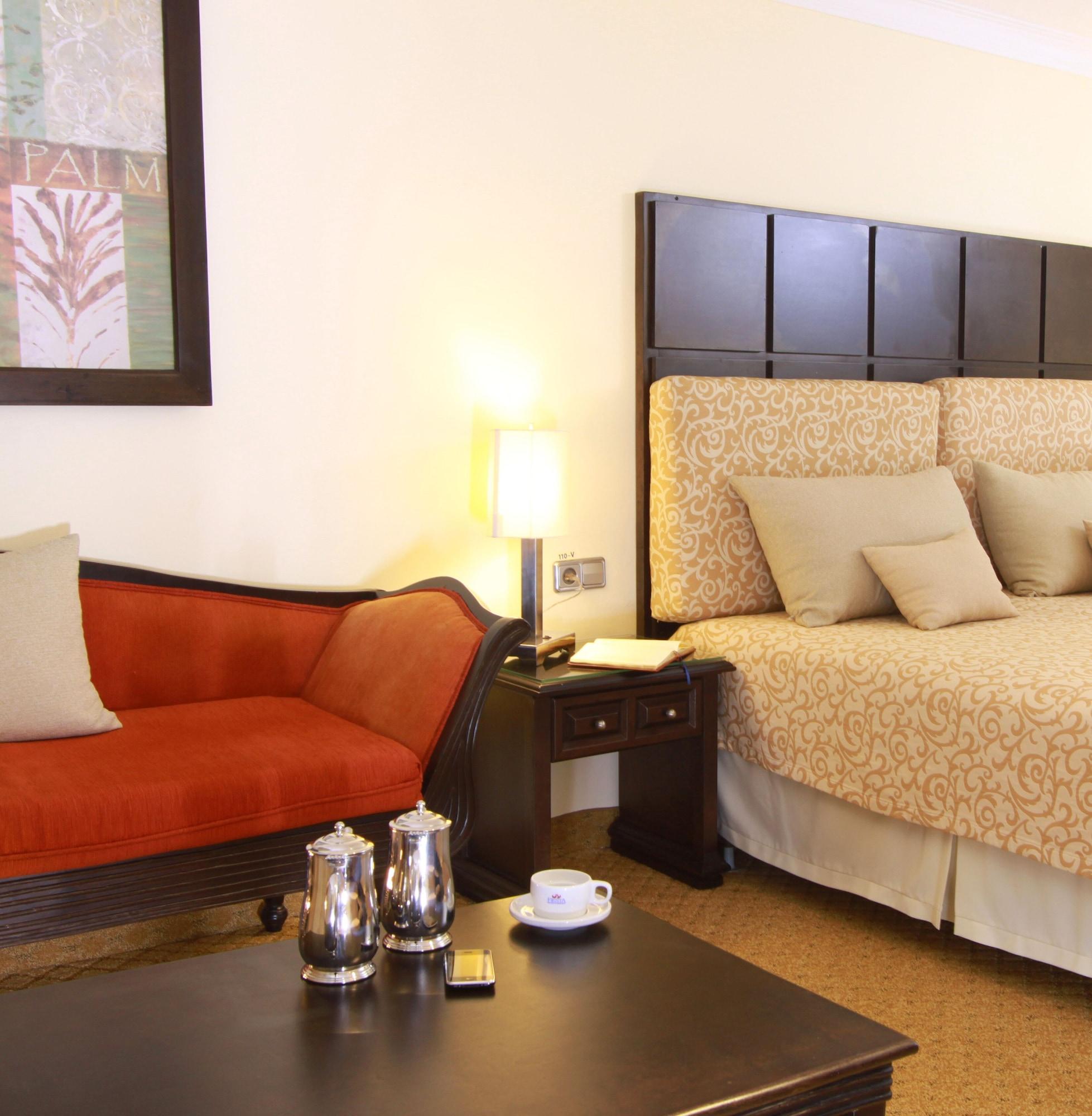 Hotel Dominican Fiesta
