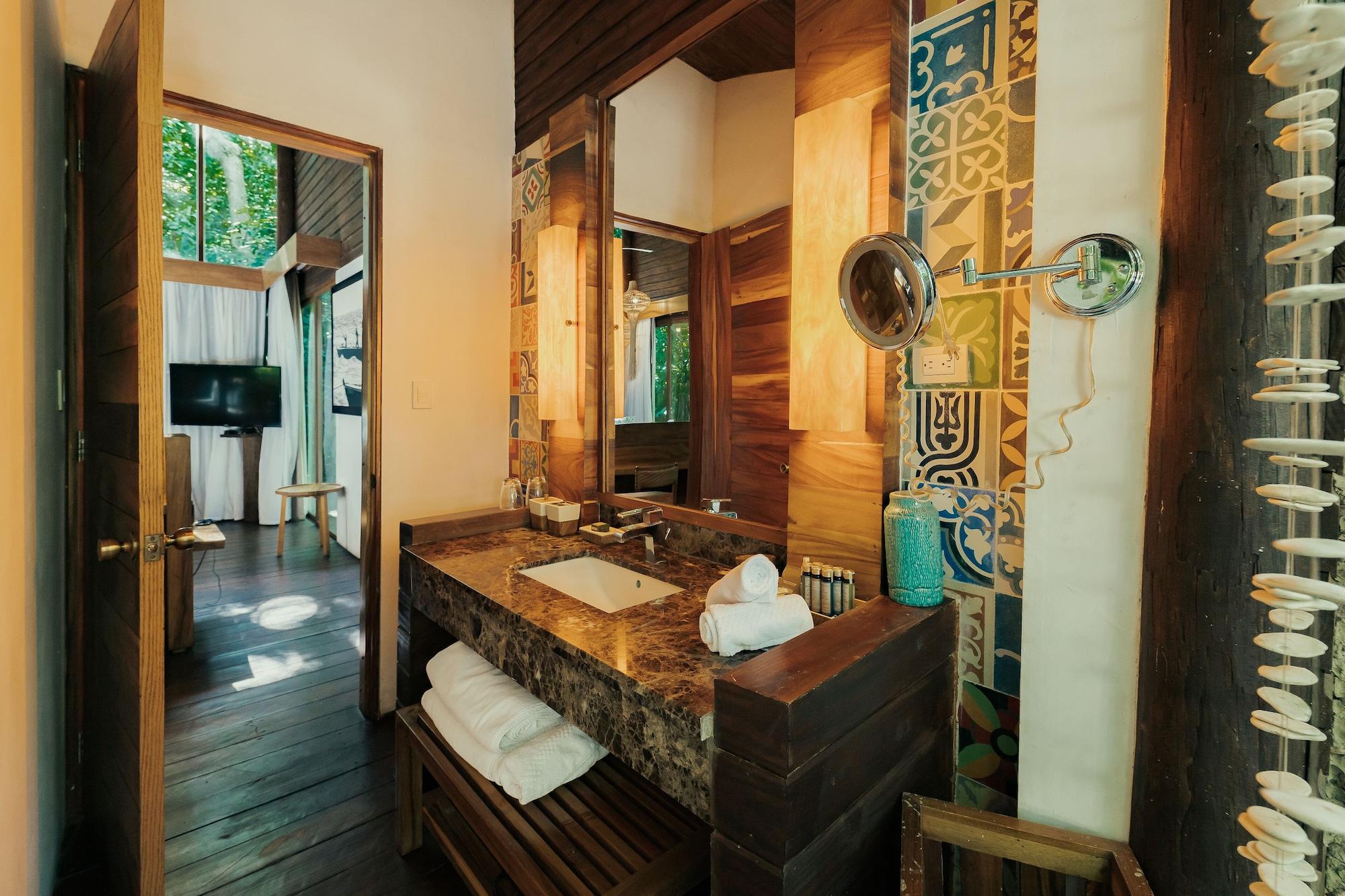 Casa Bonita Tropical & Hotel 5*